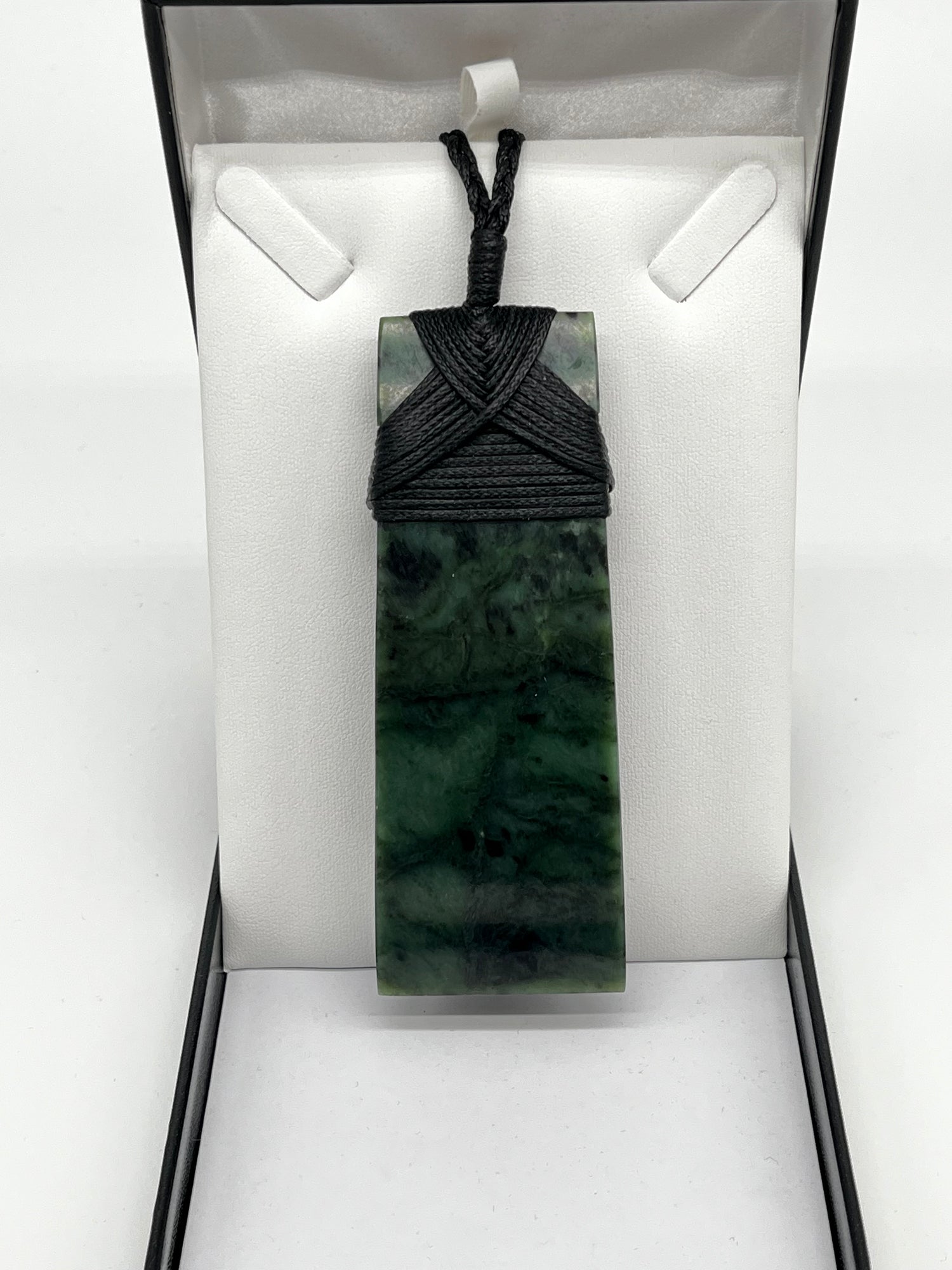 Toki Curved Pounamu Necklace