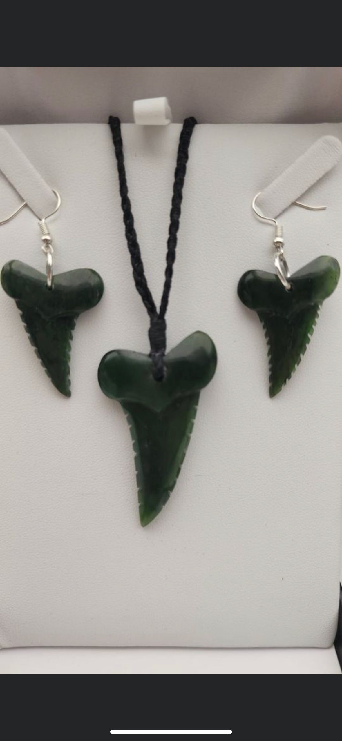 Niho Shark Pounamu Set