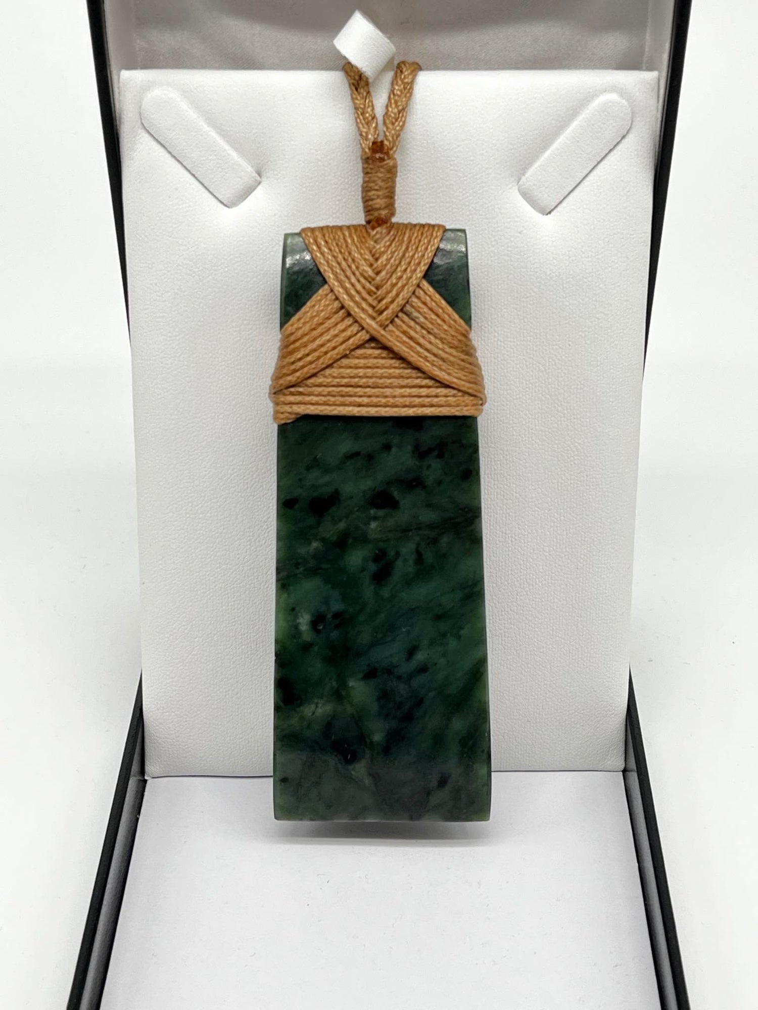 Toki Curved Pounamu Necklace